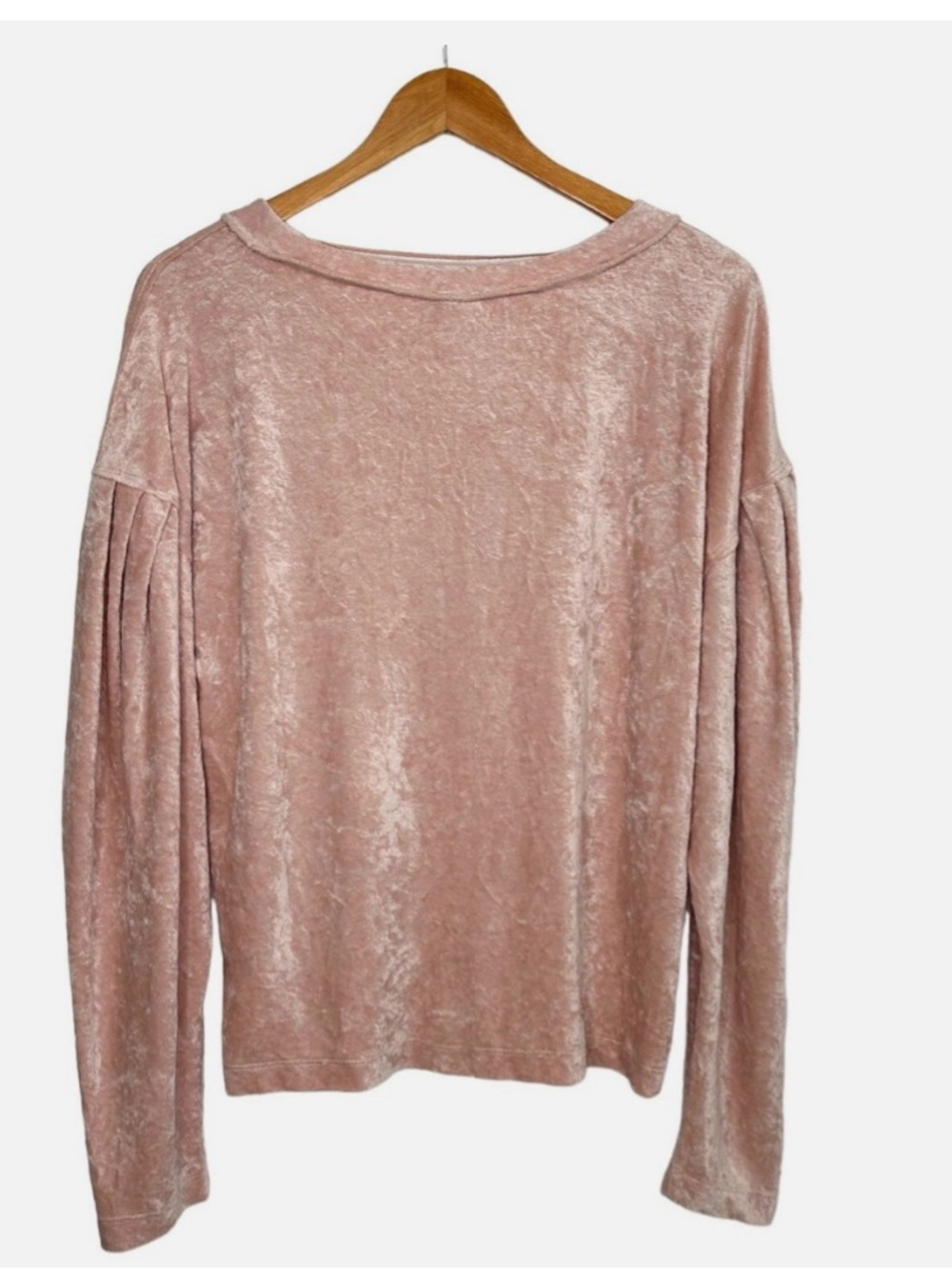 Free People - We the Free Milan Crushed mVelvet Long-Sleeve Pullover Top - Picture 2 of 7